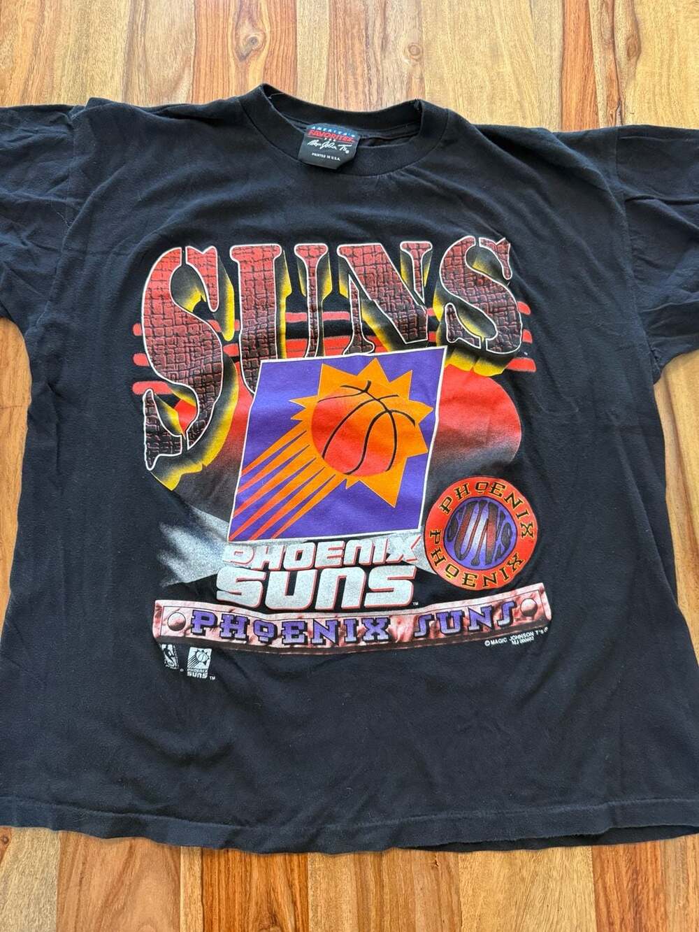 Vintage 1990s Phoenix Suns NBA Graphic T-Shirt by Magic Johnson T's